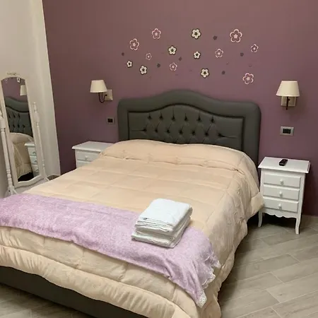 فندق مبيت وإفطار Le Stanze Di Santa Chiara
