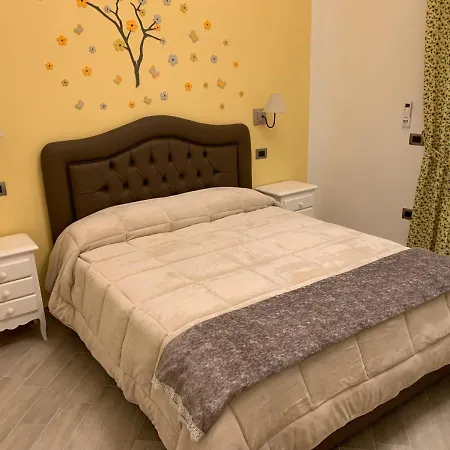 فندق مبيت وإفطار Le Stanze Di Santa Chiara 4*