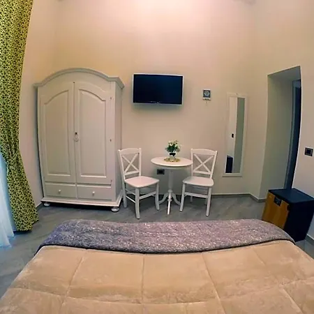 Le Stanze Di Santa Chiara 4* 나폴리